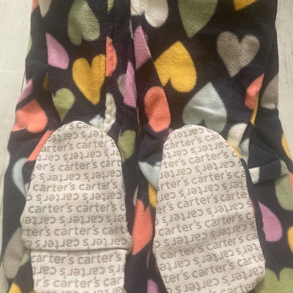 🆕 Carter's One Piece Sleeper Onesie Footie Pajamas Baby Toddler Hearts F… - Picture 4 of 4